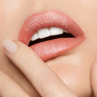 Adele Uddo lips 05